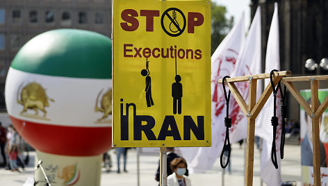 Irane per vieną dieną įvykdytos egzekucijos trims moterims