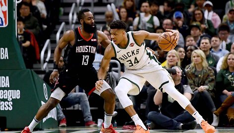Jamesas Hardenas ir Giannis Antetokounmpo