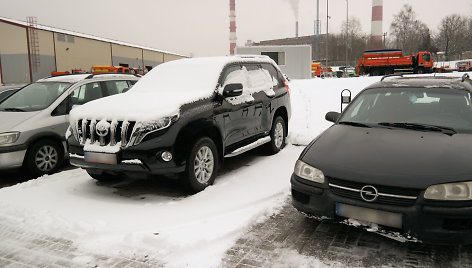 „Toyota Land Cruiser“, kuriuo už bendrovės „Grinda“ pinigus naudojosi buvęs direktorius Algimantas Vilūnas