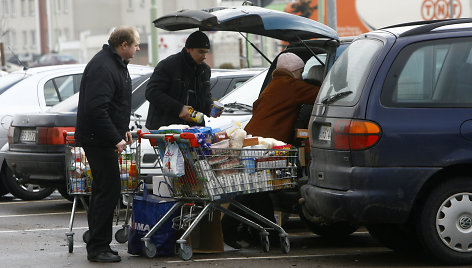 Lenkijoje apsiperkantys lietuviai