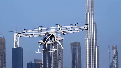 Dubajuje išbandytas pirmasis autonominis skraidantis taksi „Volocopter“