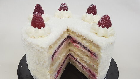 Tortas &bdquo;Avietinis &scaron;erk&scaron;nas&ldquo;
