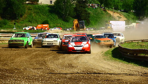 Autokroso čempionatas Vilkyčiuose/organizatorių nuotr.