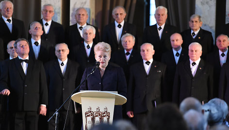 Dalia Grybauskaitė Kauno įgulos karininkų ramovėje