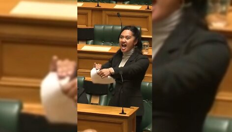 Maorė Hana Rawhiti Maipi-Clarke &scaron;oka haką