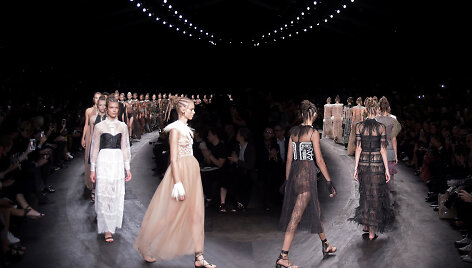 &bdquo;Valentino&ldquo; 2016 m. pavasario-vasaros kolekcija