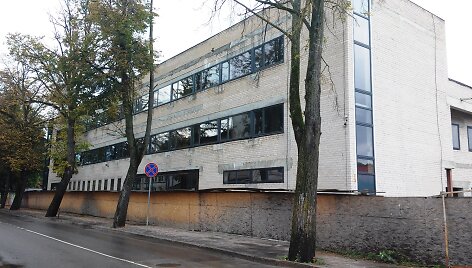 5 mln. litų kainavusi Kretingos biblioteka griūva dar nė nepastatyta 