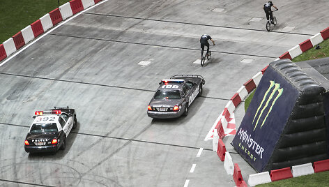 &bdquo;Top Gear Live&ldquo; &scaron;ou Var&scaron;uvoje