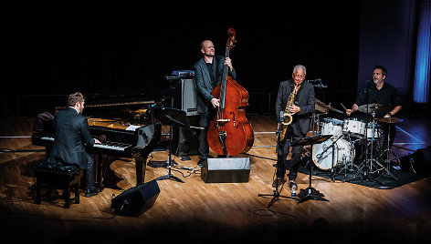 Espen Eriksen Trio & Andy Sheppard