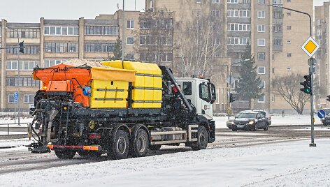Panevėžio miesto gatvių priežiūra pūgos metu