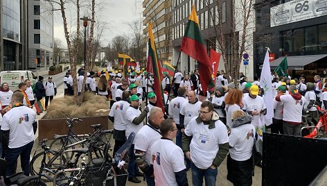 Pasiruošimas Lietuvos ūkininkų protesto akcijai Briuselyje