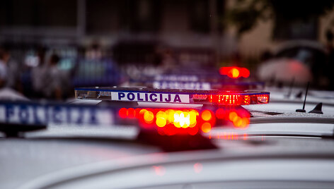 Policija pristatė naujus automobilius