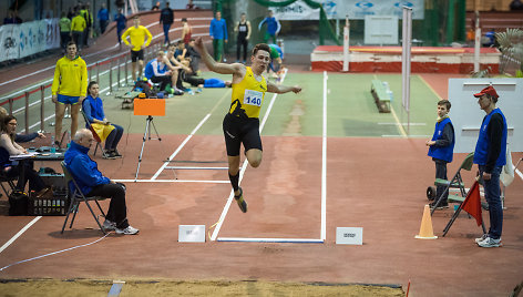 Lengvosios atletikos maniežas Vilniuje