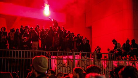 Paryžiuje policija i&scaron;vaikė i&scaron; Sorbonos universiteto protestuojančius studentus