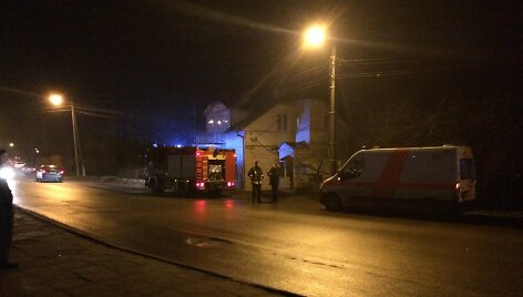 Ugniagesiai Piliakalnio gatvėje