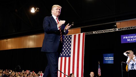 Donaldo Trumpo kalba Arizonoje