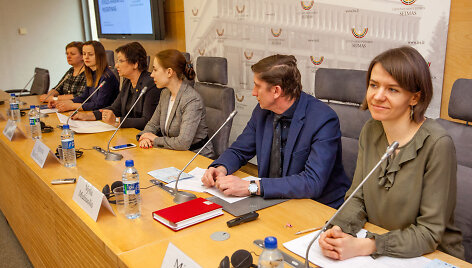 Spaudos konferencija, kurioje pristatyta lygių galimybių kontrolieriaus 2017 m. veiklos ataskaita.