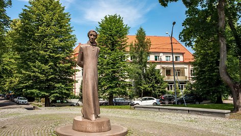 Karaliaučiuje stovintis paminklas Liudvikui Rėzai