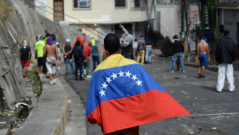Pasaulio bankas: Venesuelos BVP iki metų pabaigos sumažės dar ketvirtadaliu