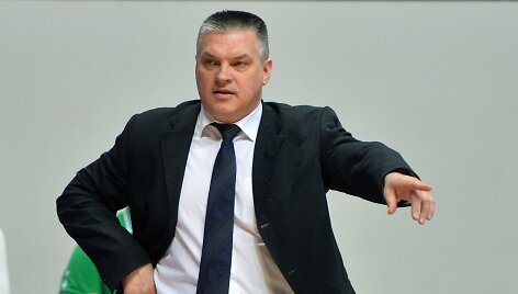 Jevgenijus Pa&scaron;utinas