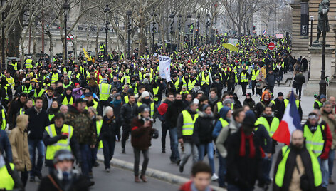 &bdquo;Geltonųjų liemenių&ldquo; protestas Paryžiuje