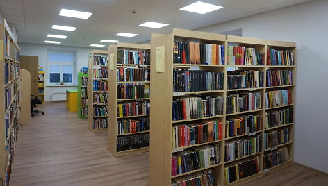 Sostinės Dzūkų biblioteka po renovacijos
