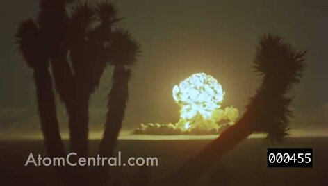 atomines-bombos-bandymai-1955-m-jav