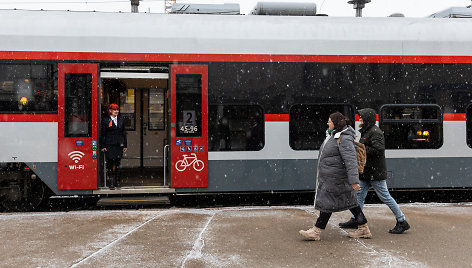 Traukinys iš Vilniaus į Rygą