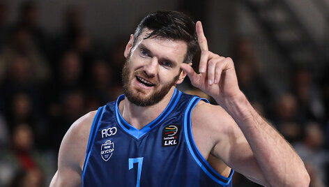 Darju&scaron;as Lavrinovičius