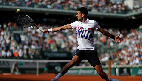 Novakas Džokovičius 11-ą kartą karjeroje pasiekė &bdquo;Rolland Garros&ldquo; ketvirtfinalį