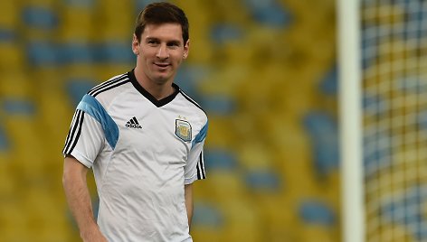 Lionelis Messi 