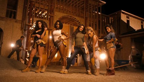 Grupės „Fifth Harmony“ vaizdo klipas „Work From Home“