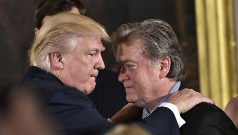 S.Bannonas ir D.Trumpas