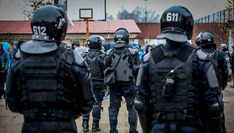 Kalinių perkėlimas Pravieniškių pataisos namuose