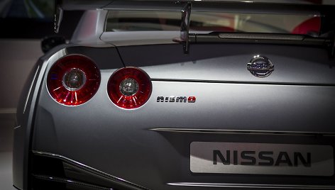 „Nissan GT-R Nismo“ nuo 0 iki 100 km/val. per 2,4 sek.