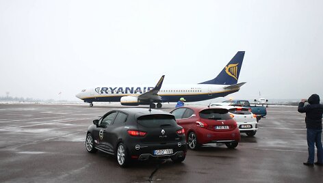 &bdquo;Top Gear&ldquo; Baltijos &scaron;alių metų automobilio rinkimai