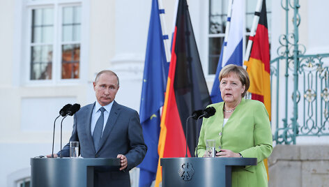 Vladimiras Putinas ir Angela Merkel