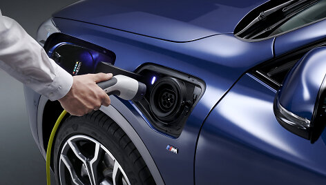 Hibridinis &bdquo;BMW X2 xDrive25e&ldquo;