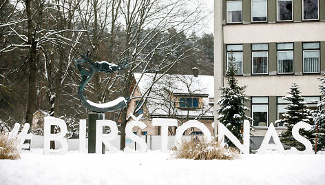 Bir&scaron;tonas žiemą