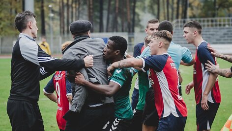 Neramumai Alytaus &bdquo;Dainavos&ldquo; rungtynių metu 