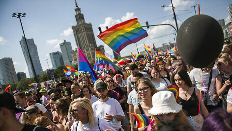 LGBT paradas Var&scaron;uvoje