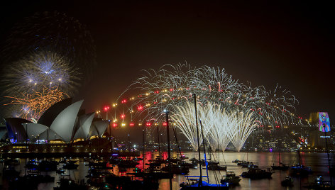 Australija pasitinka naujuosius 2019-uosius metus