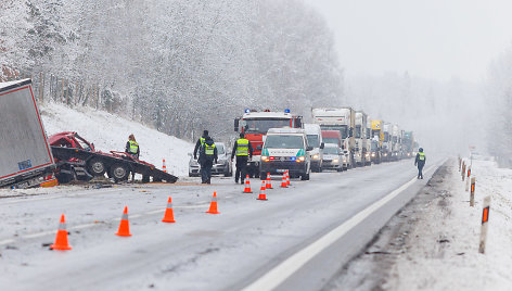 Avarija kelyje „Via Baltica“