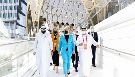 Ingrida Šimonytė ir Aušrinė Armonaitė lankosi parodoje „EXPO 2020“ Dubajuje