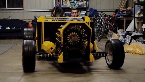 &bdquo;Lego&ldquo; automobilis