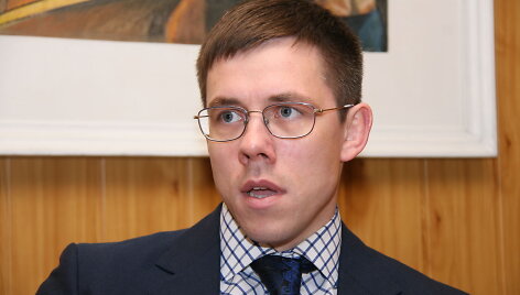 &bdquo;Sportas yra kilnesnis rei&scaron;kinys, i&scaron; savo prigimties jis yra visai kas kita nei agresija. Liūdniausia, kad visa sporto politika pateikia žmogui tai, ko jis nori, o visais laikais mes norėjome agresijos &ndash; &scaron;i nuostata susiformavusi jau nuo gladiatorių laikų&ldquo;, - apgailestauja A. Stočkus.