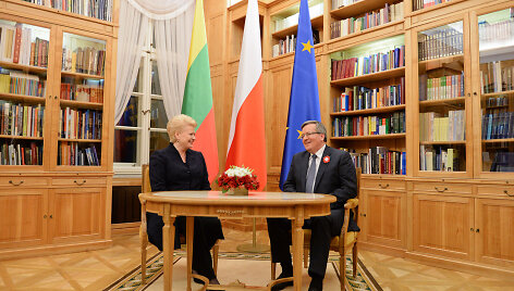 Dalia Grybauskaitė su Lenkijos prezidentu Bronislowu Komorowskiu