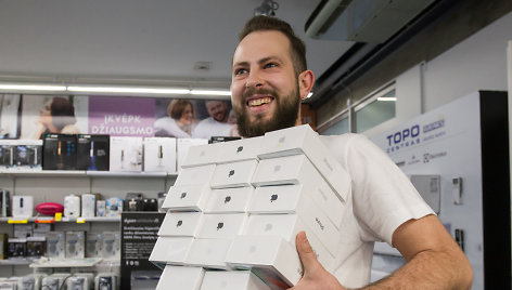 „iPhone X“ pristatymas „Topo Centro“ salone „Apple Shop“