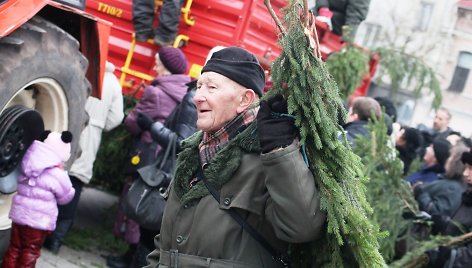 Šakų dalijimo akcija Panevėžyje