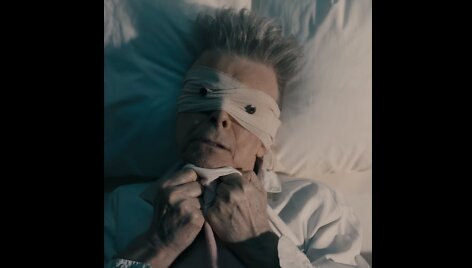 Davidas Bowie vaizdo klipe &bdquo;Lazarus&ldquo;
